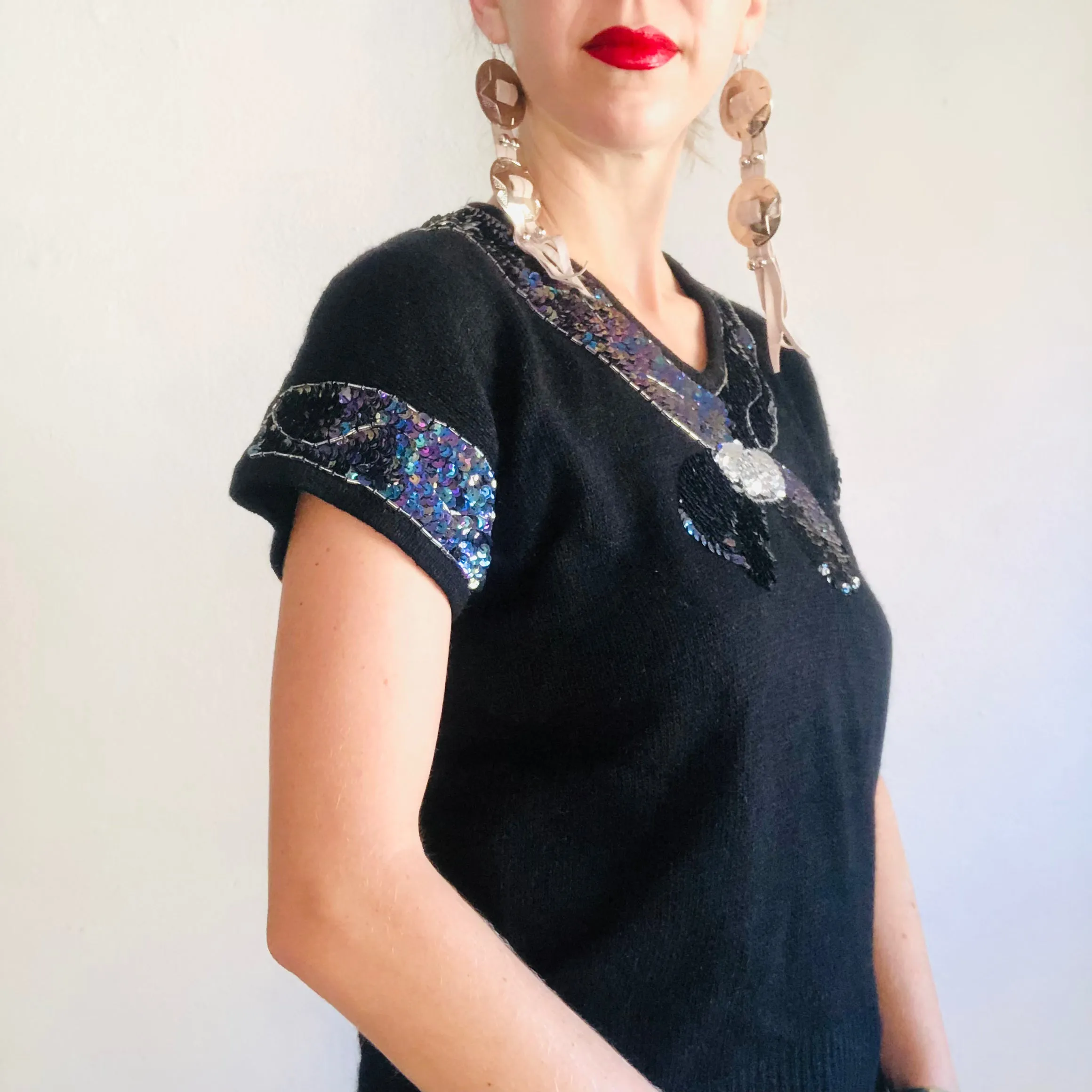 80'S VINTAGE TROMPE L'OEIL SWEATER // SIZE MEDIUM