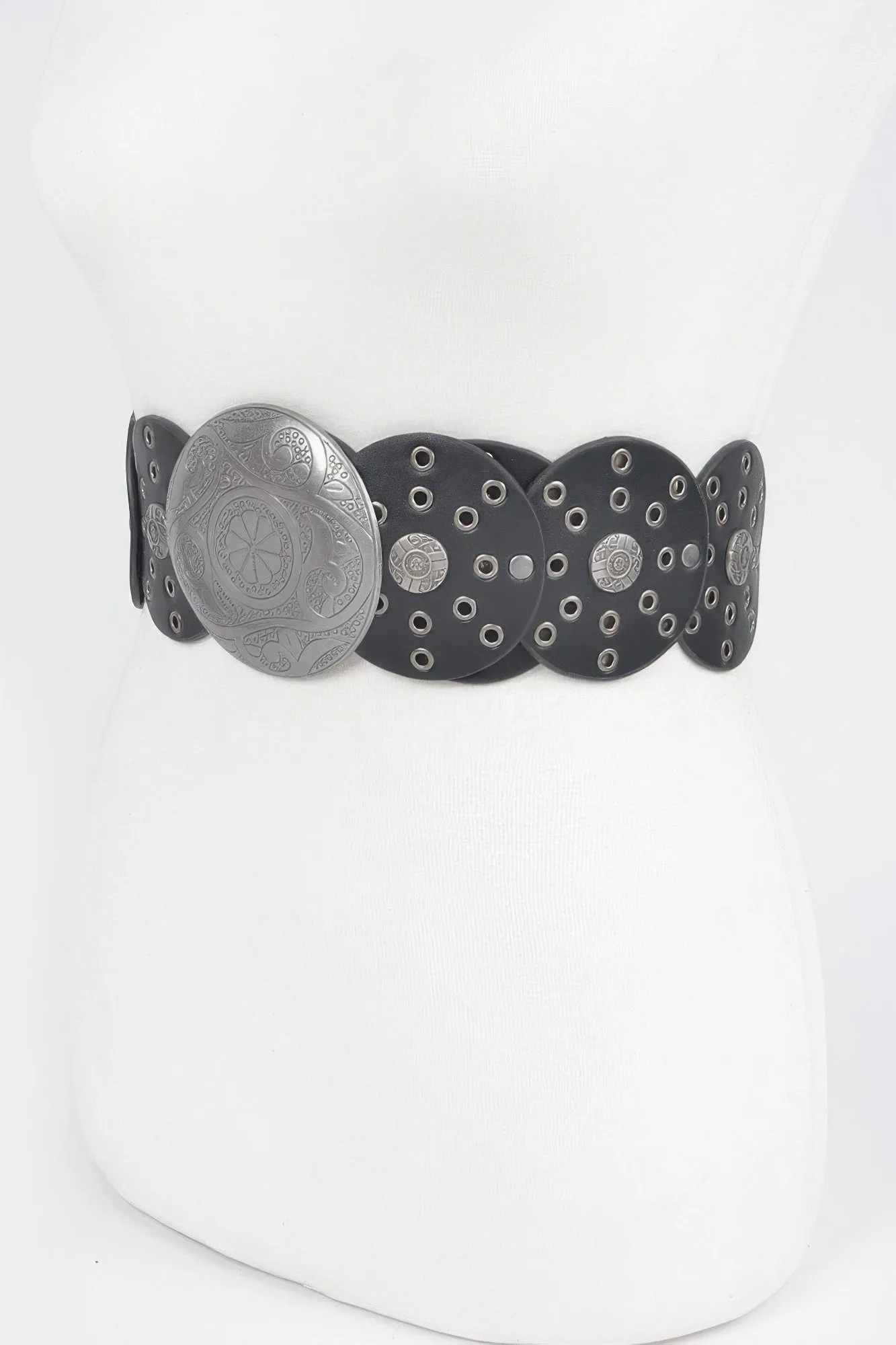 Faux Leather Multi Eyelet Round Western Belt