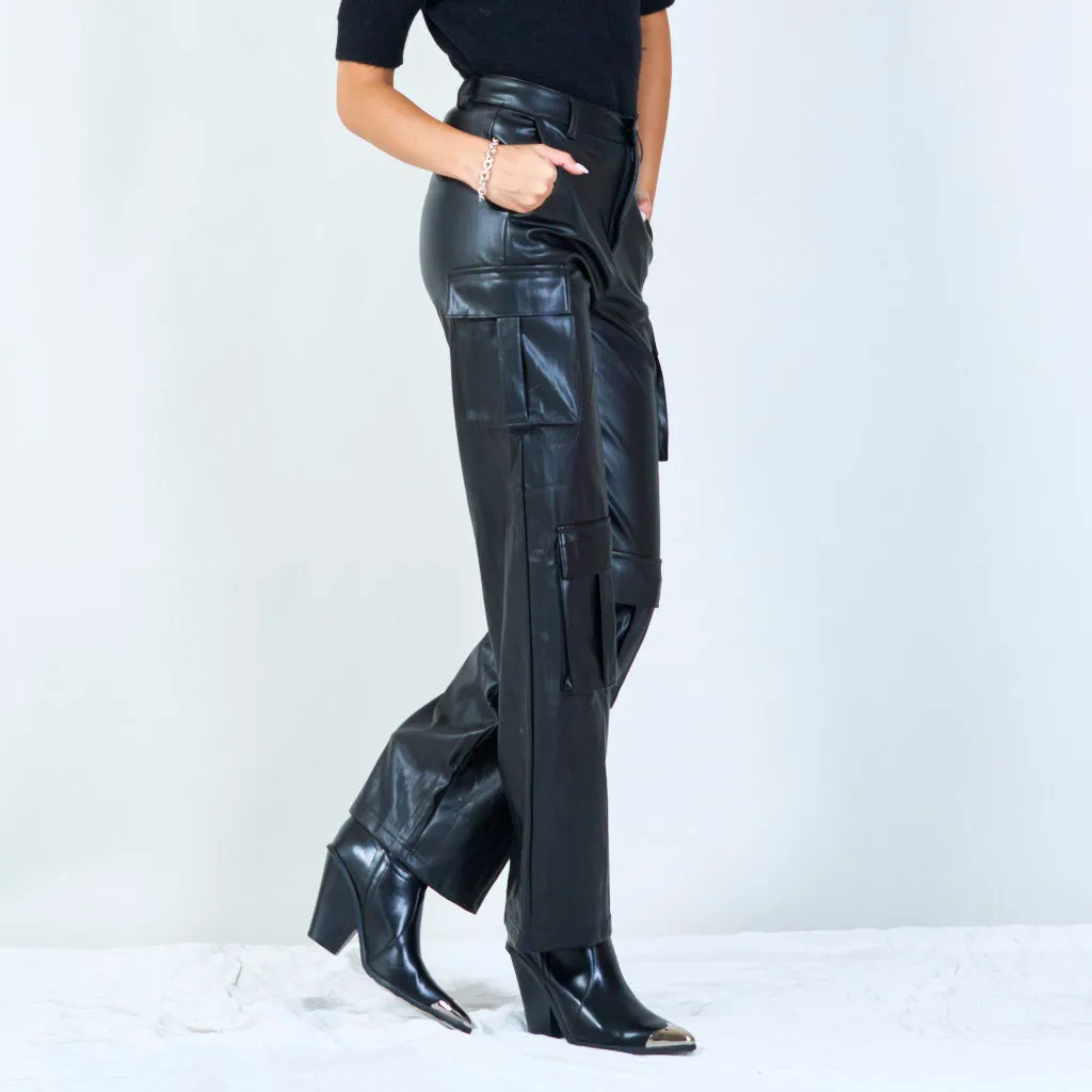 Sleek cargo pants with multiple pockets wholesale