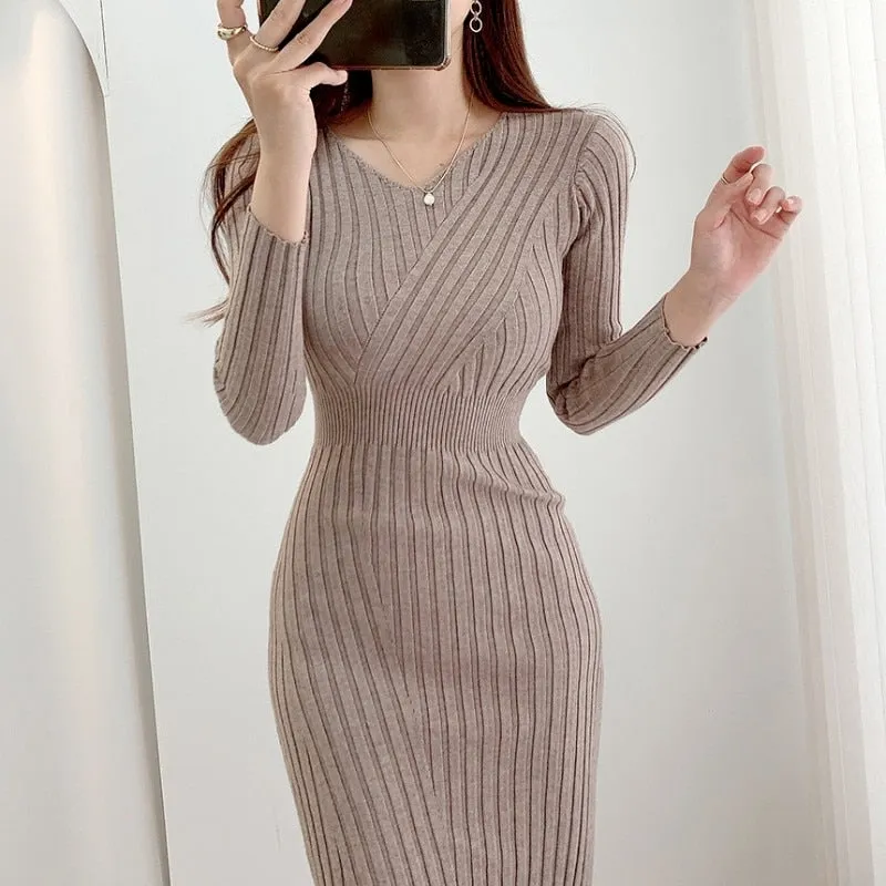 Vintage Long Graceful Sleeve Knitted Dress